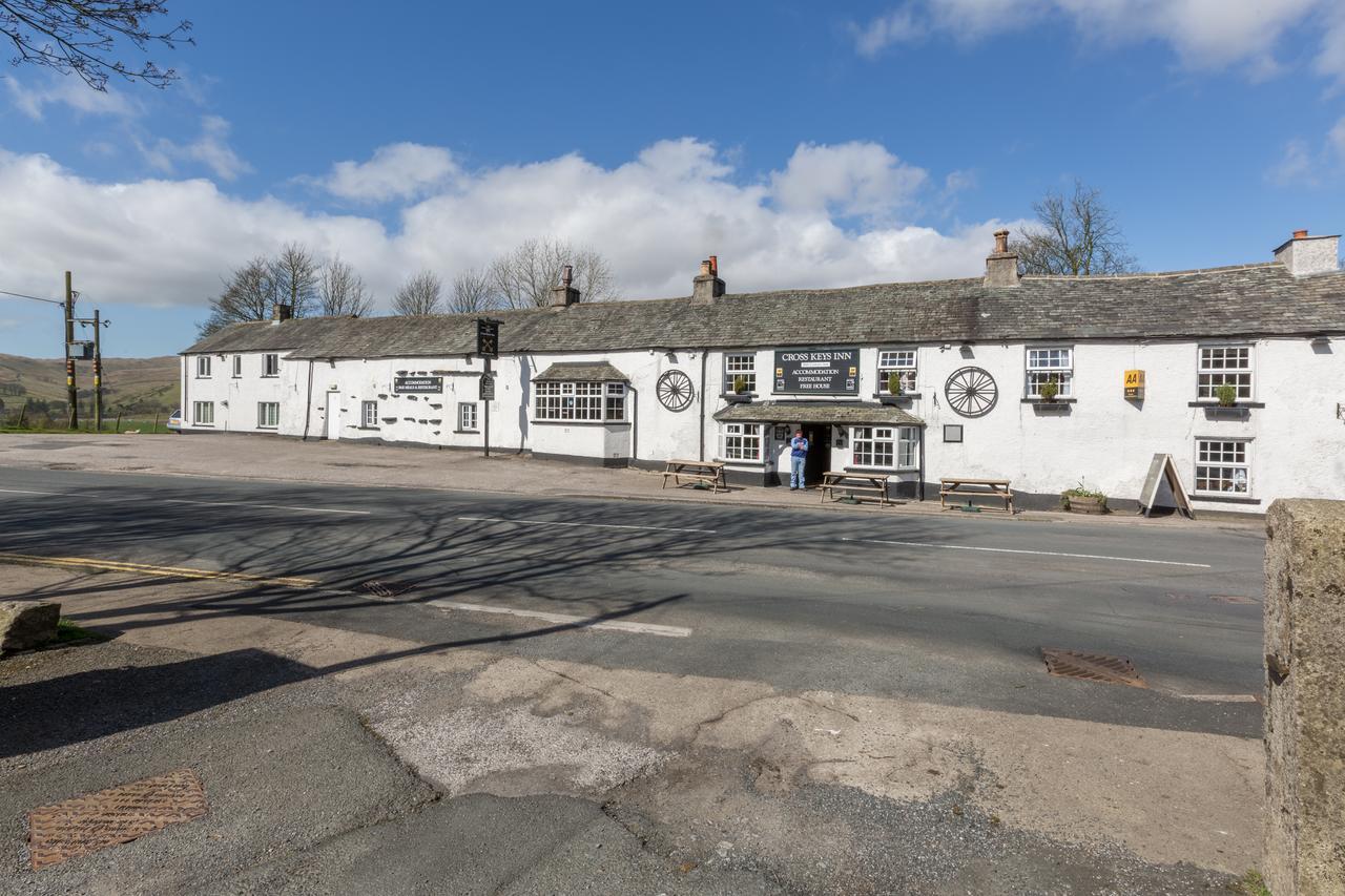 The Cross Keys Inn Tebay  Exteriör bild